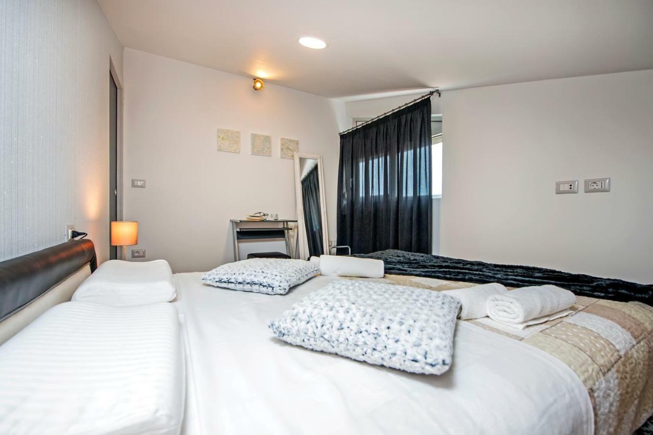 Lakovich Sea View Apartments Rovinj Dış mekan fotoğraf